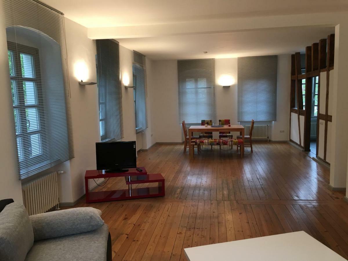 Kaiserslautern Apartment Bagian luar foto